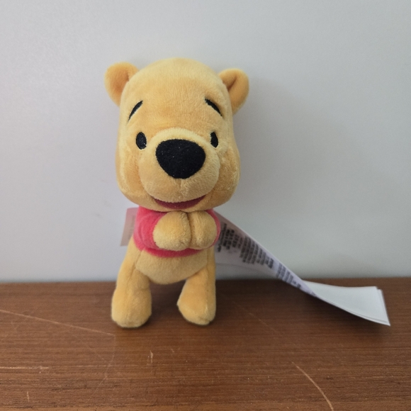Disney Parks Winnie the Pooh Magnetic Hands Plush Toy Doll - Picture 1 of 6